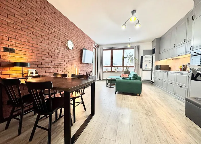 Sluzew ワルシャワ